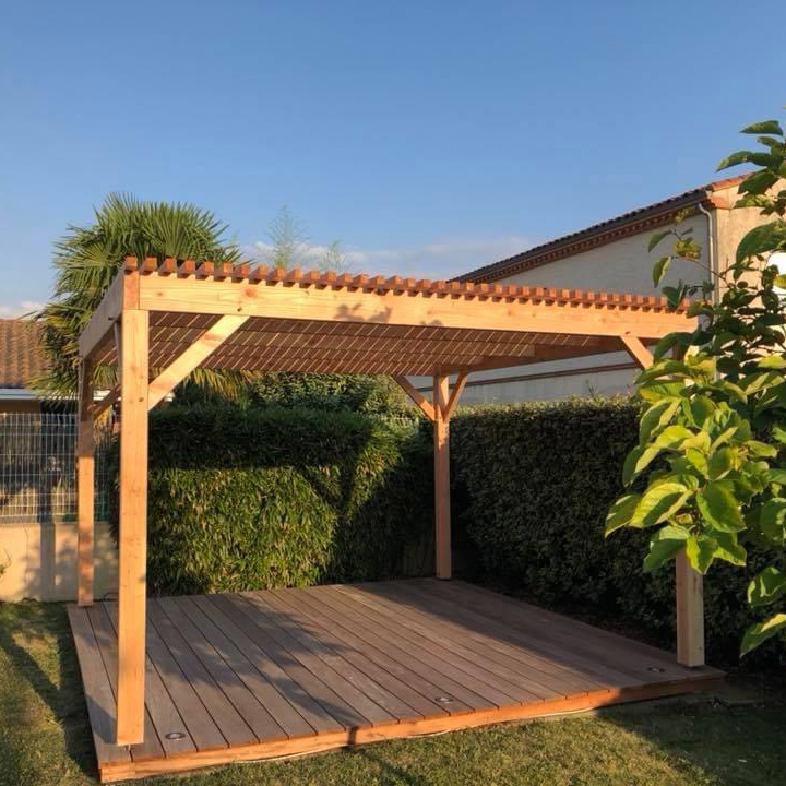 Terrasse chaleureuse et cosy pour les belles soirées d’été 